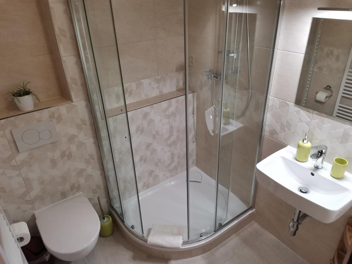 A1 Start Hotell Vysoké Tatry Exteriör bild